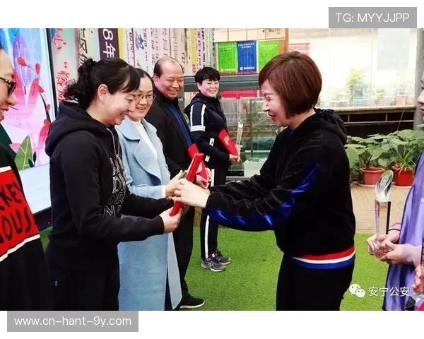 中国女足迎战南韩女足决战亚洲赛场展现巾帼风采与拼搏精神